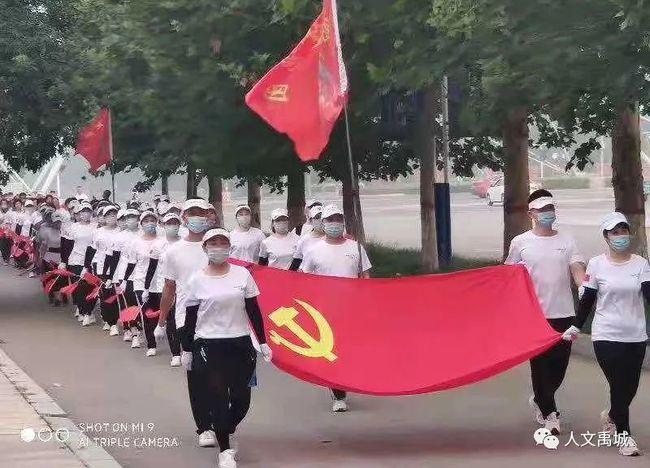 南京商场被恶意捏造“旭日旗”,“低级红”不该有流量